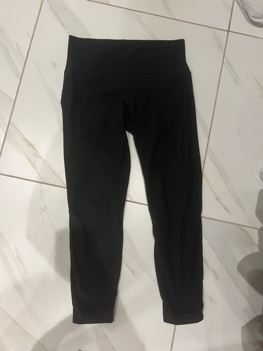 Lululemon Black High-Rise Ribbed size 10 Leggings